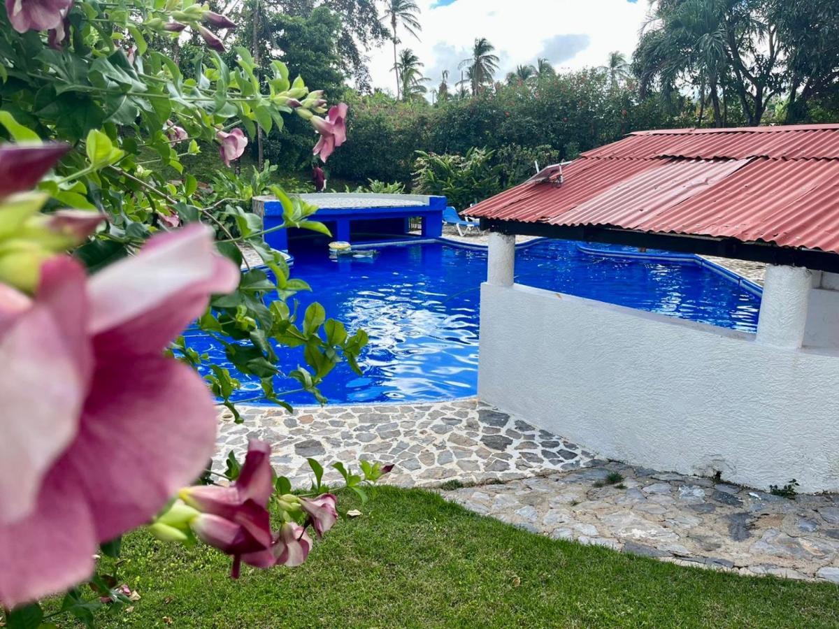 Hotel Rincon Rubi Las Galeras Exterior photo